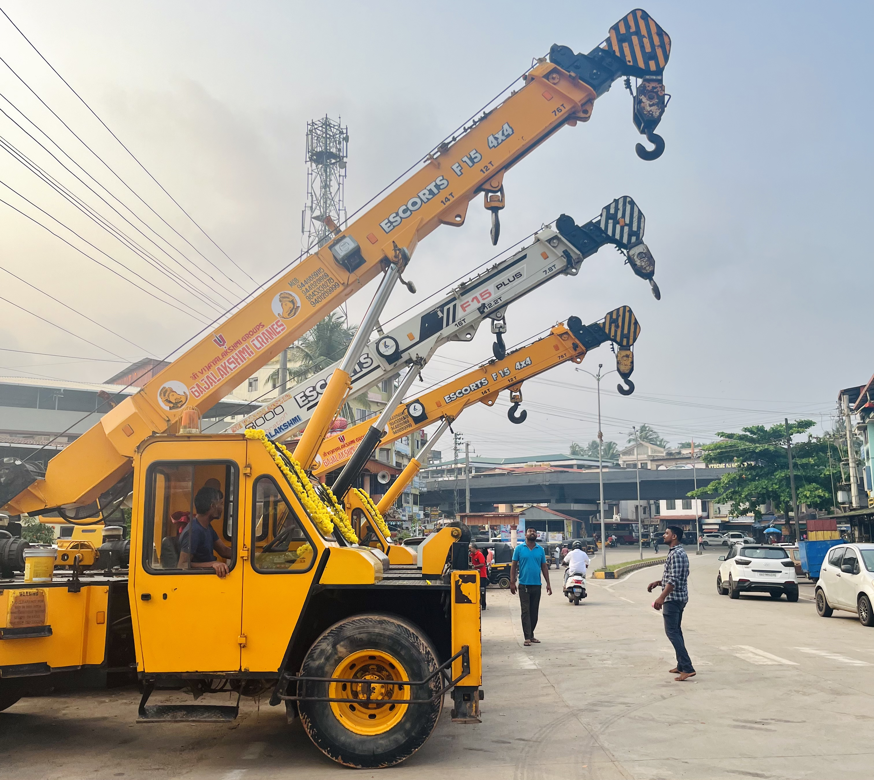 Farhana 15-Ton Mobile Crane